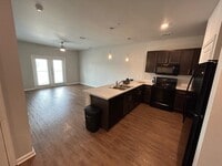 Building Photo - 2136 W 34th St