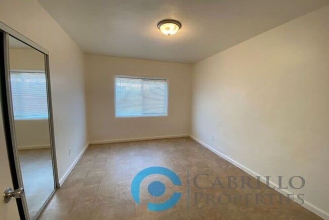 Building Photo - 3087 J St