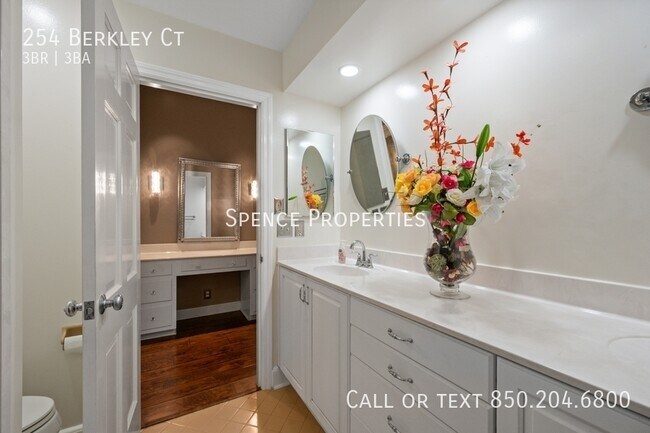 Building Photo - 254 Berkley Ct