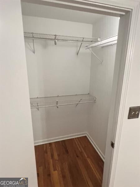 Building Photo - 323 8th St NE