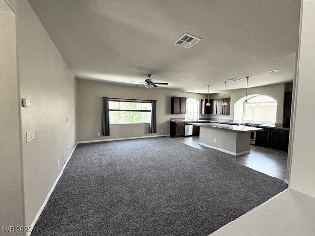 Building Photo - 6402 Parrot Ridge Ct