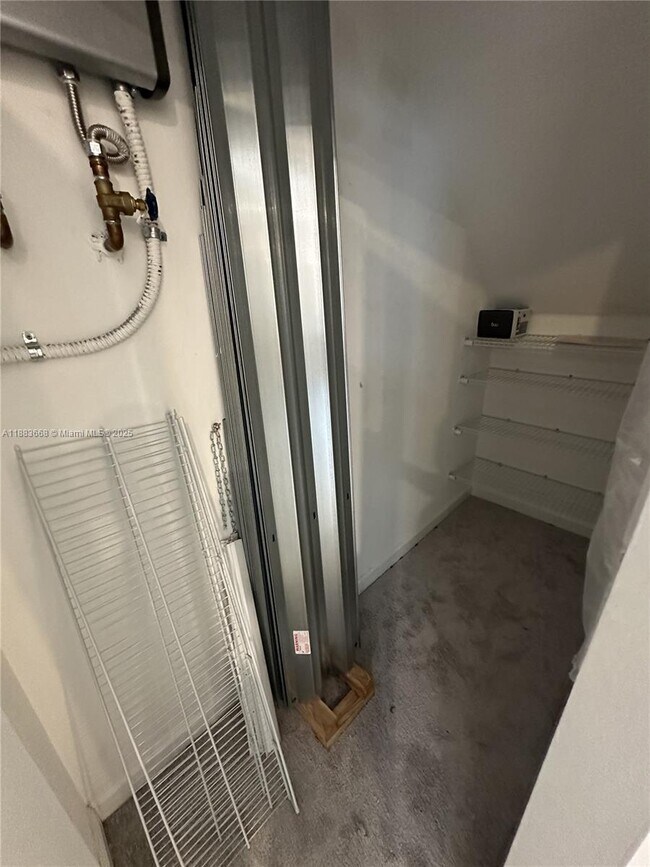 Building Photo - Northeast 3rd Place, North Miami Beach, FL 33179 - 3 BR 3 BA townhouse