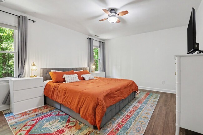 Building Photo - 4204 High Mountain Dr