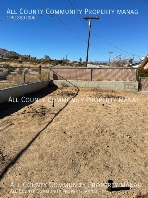 Building Photo - 61465 Alta Vista Dr