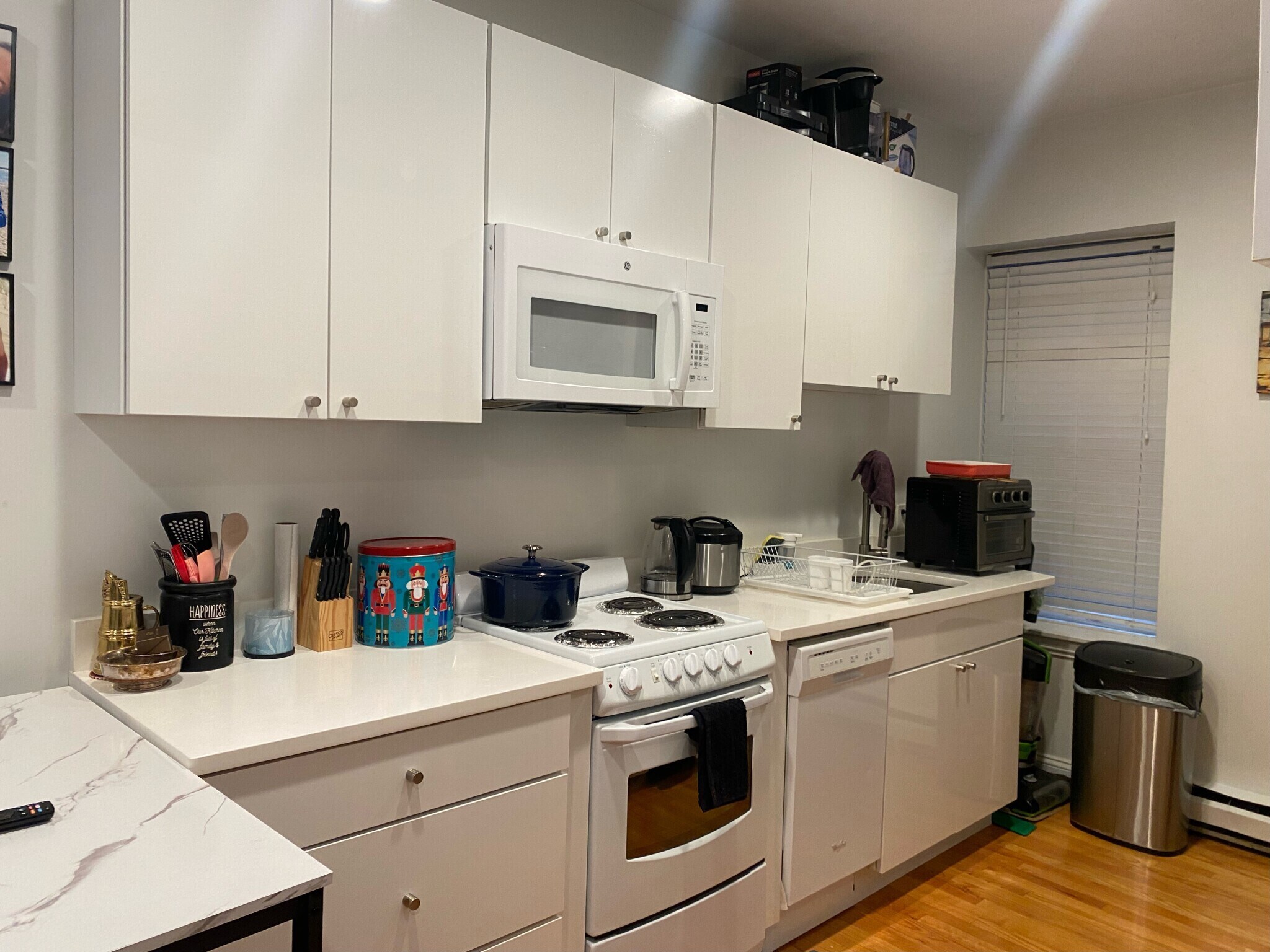 Building Photo - 57 Westland Ave