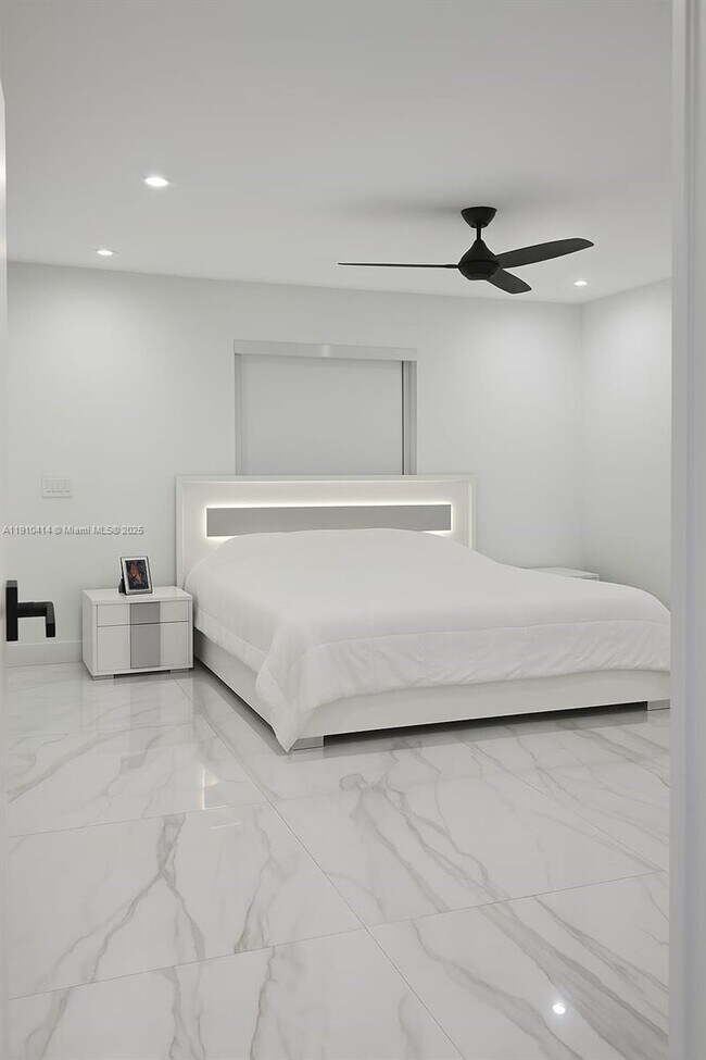 Building Photo - 9313 NW 24th Pl