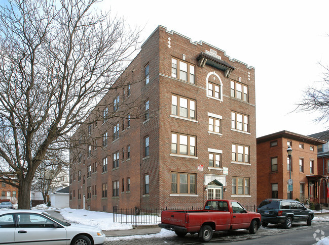 Building Photo - Congress Street Apartments