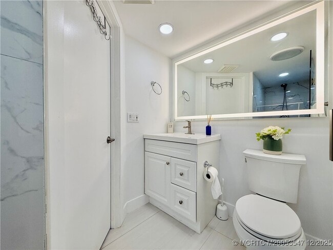 Building Photo - 8800 S Ocean Dr