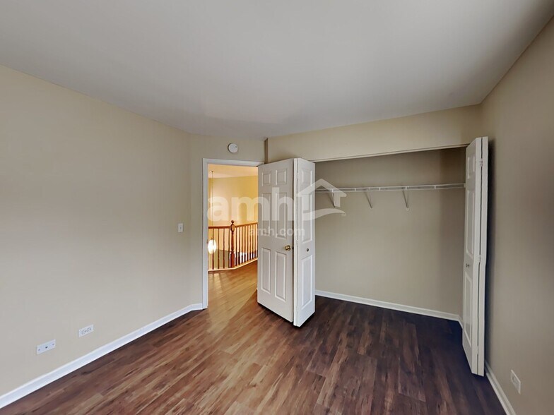 Building Photo - 2670 Spinnaker Dr