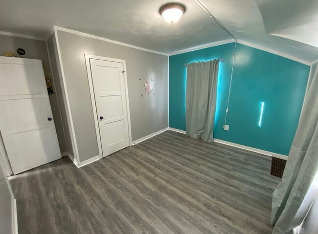 Building Photo - Beautifully Updated 4-Bedroom Home in the ...