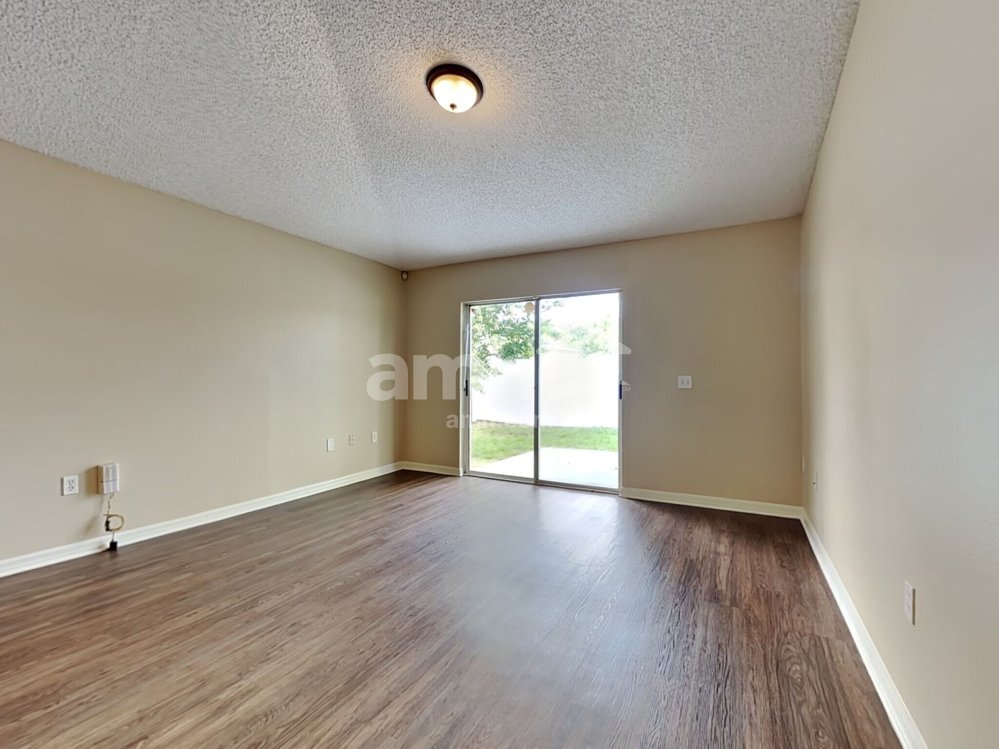 Building Photo - 7363 Edenfield Park Rd