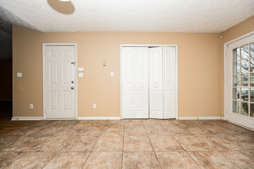 Building Photo - 5718 Rockingwood Dr