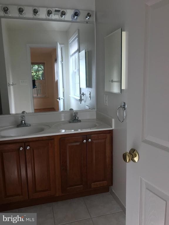 Building Photo - 5654 8th Rd N