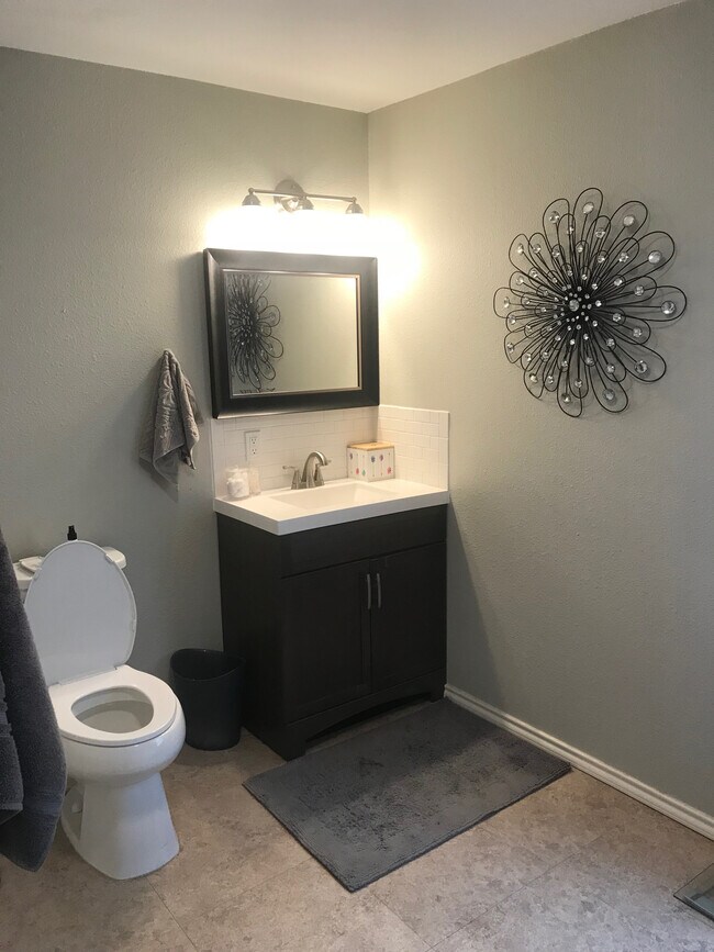 Building Photo - 2808 36th St