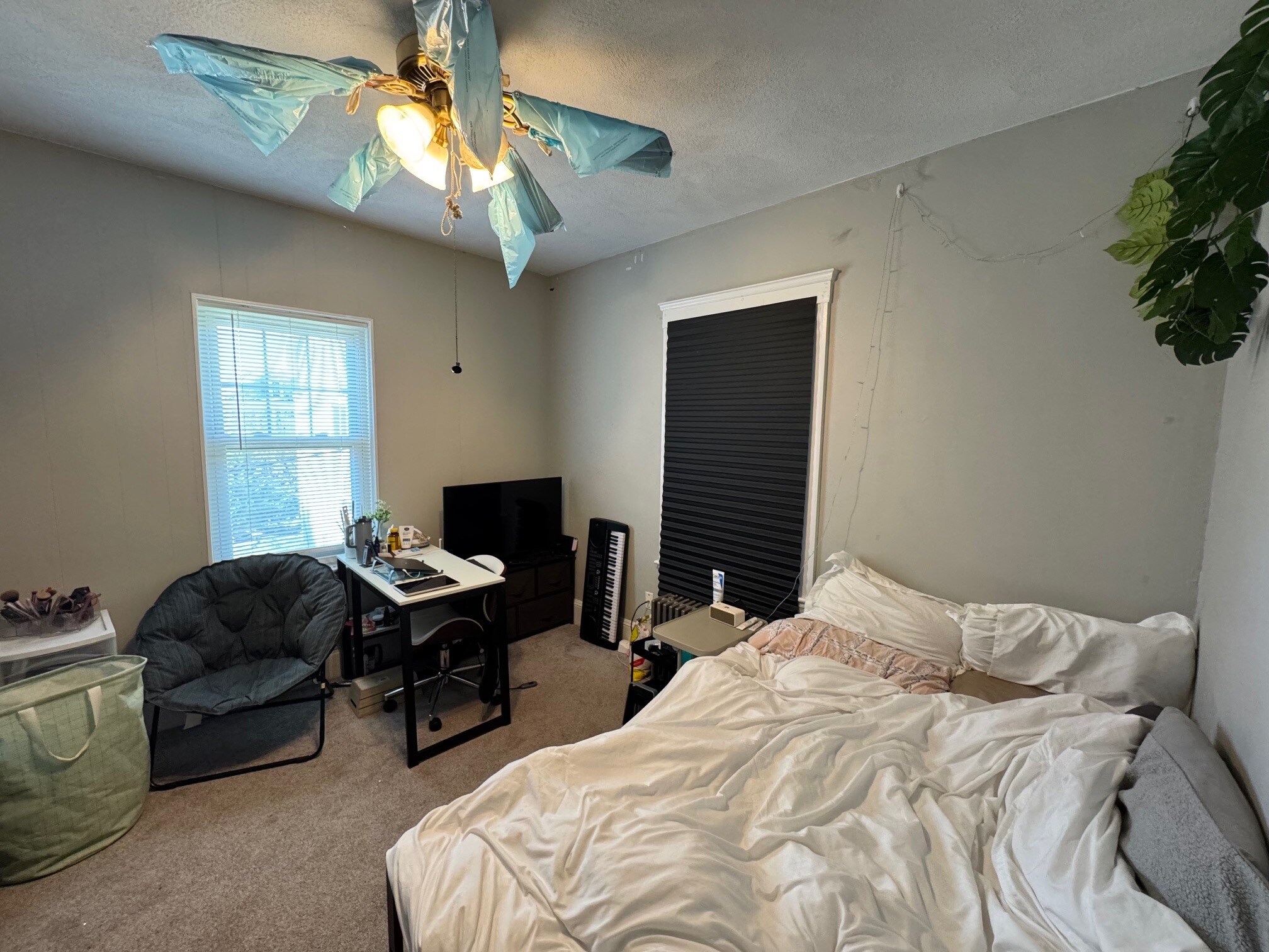 Building Photo - 20 Benton Rd