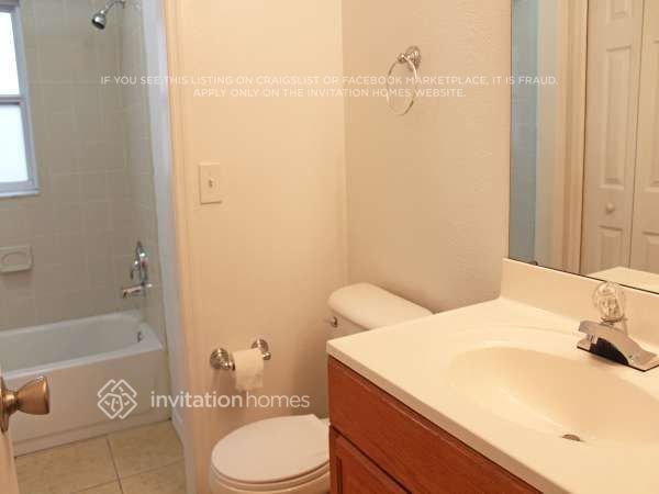 Building Photo - 147 Burns Ave