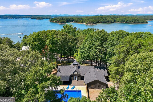 Building Photo - 4225 Twin Rivers Dr