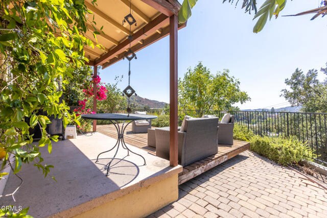 Building Photo - 1932 Hilldale Dr