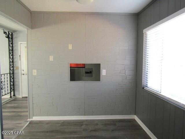 Building Photo - 5213 Trelawney Ave