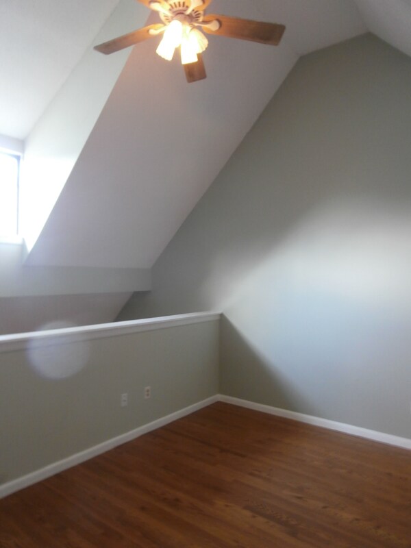 Building Photo - 42 N Main St