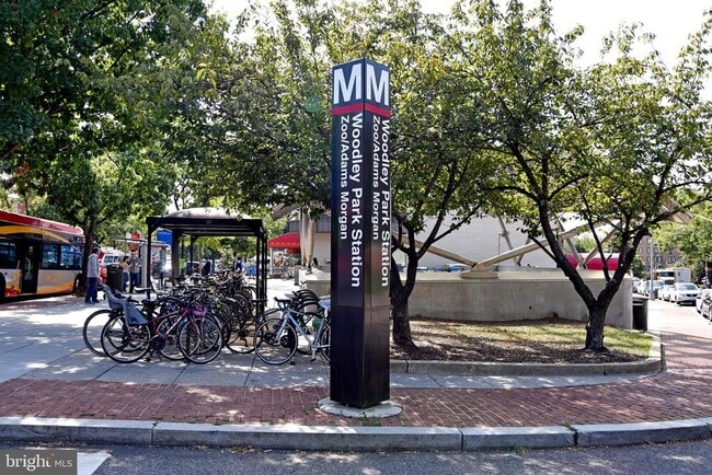 Building Photo - 1794 Lanier Pl NW