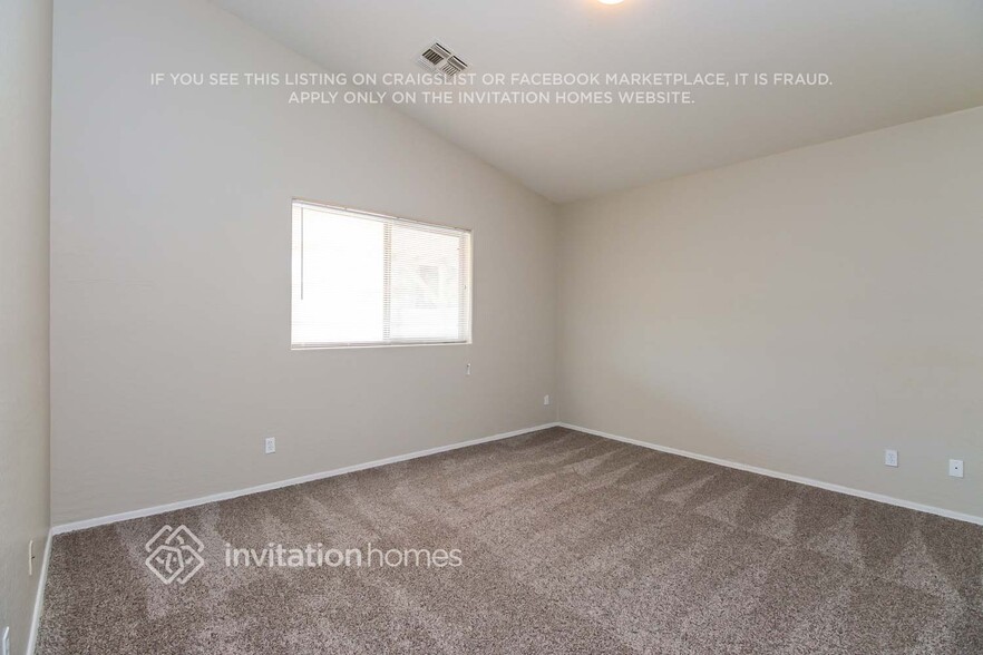 Building Photo - 5617 W Ellis Dr