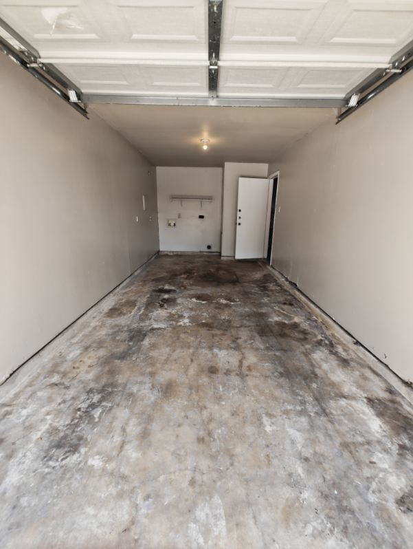 Building Photo - 5512 Lochmoor-