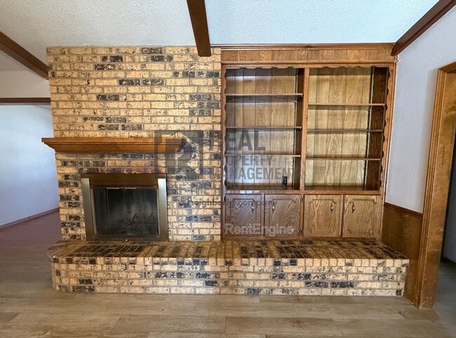 Building Photo - 7700 Cervin Dr