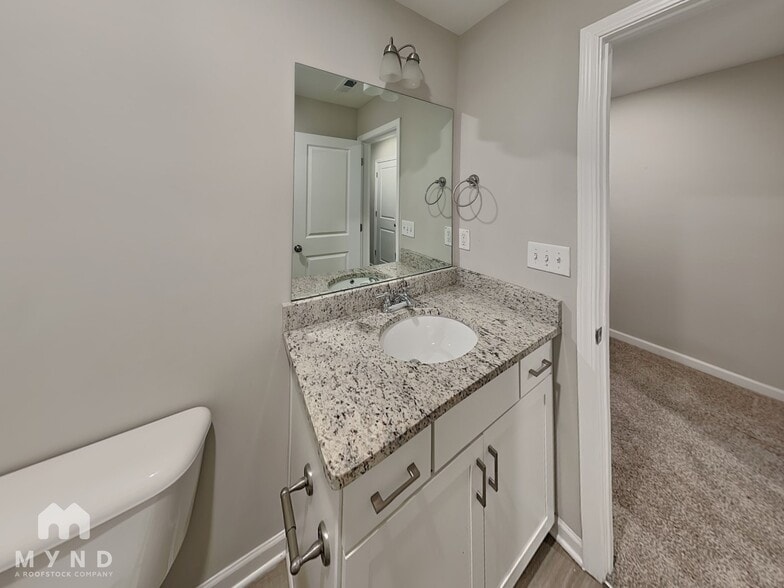 Building Photo - 2818 Laurel Ridge Cir