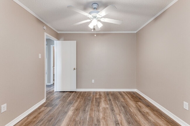 Building Photo - Modern 3-Bedroom Home with Vaulted Ceilings & Covered Patio