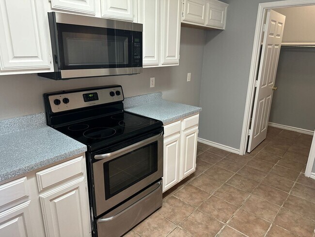 Building Photo - PERFECT HOME IN PRESTON OAKS!