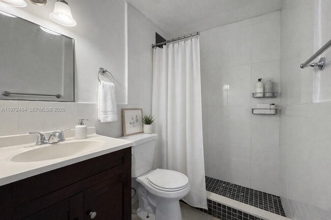 Building Photo - 911 NW 57th St