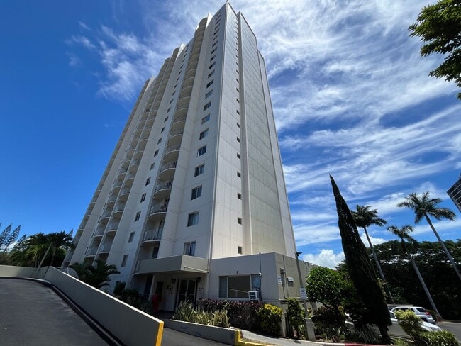 Primary Photo - Pearl Ridge Gardens & Tower (Aiea) - 1 bed...