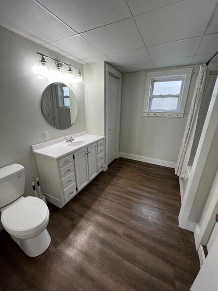 Building Photo - 720 N Lafayette St