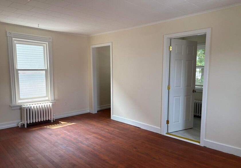 Living Room - 56 Cedar St