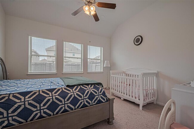Building Photo - 14214 Singing Oaks Trl