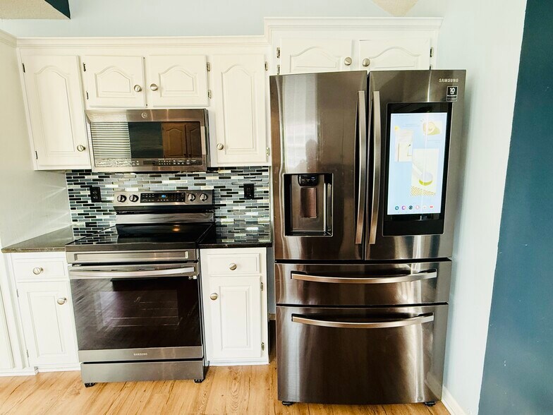 Building Photo - 7889 W 155th Pl