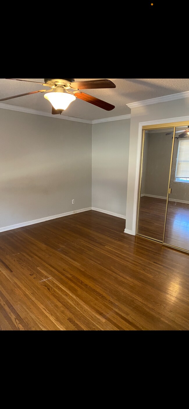 Building Photo - 8002 Greenwillow Ct SE