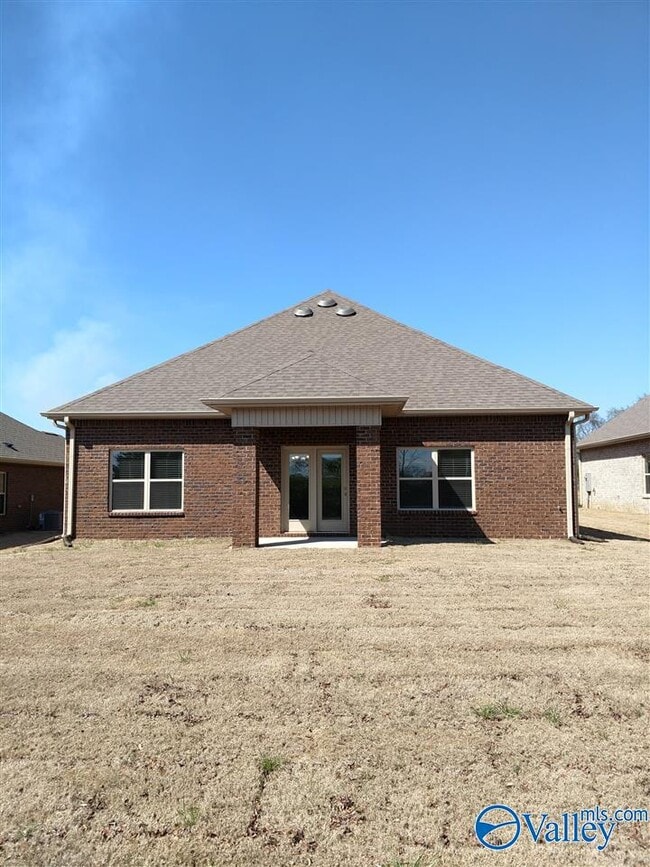 Building Photo - 116 Shrewsberry Dr