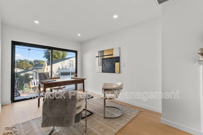 Building Photo - 1724 S Fairfax Ave