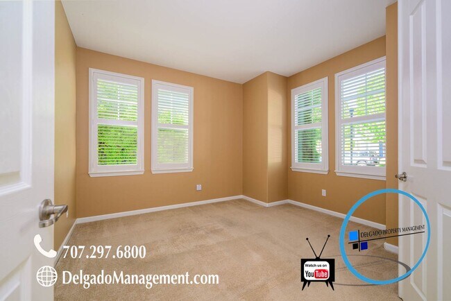 Building Photo - Mare Island! Large gorgeous home available now!