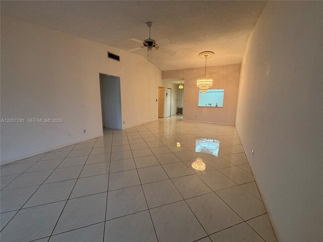 Building Photo - 6453 Pinehurst Cir
