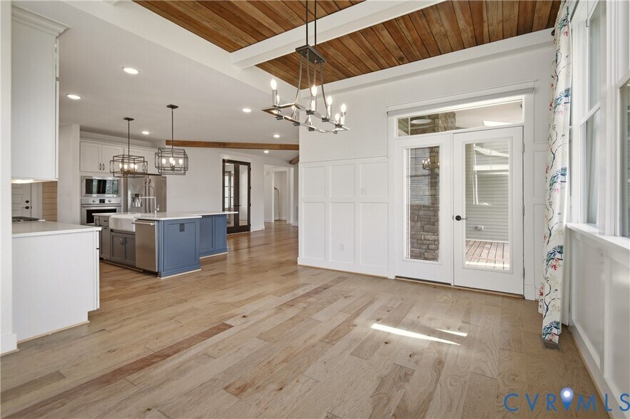 Building Photo - 3718 Graythorne Dr