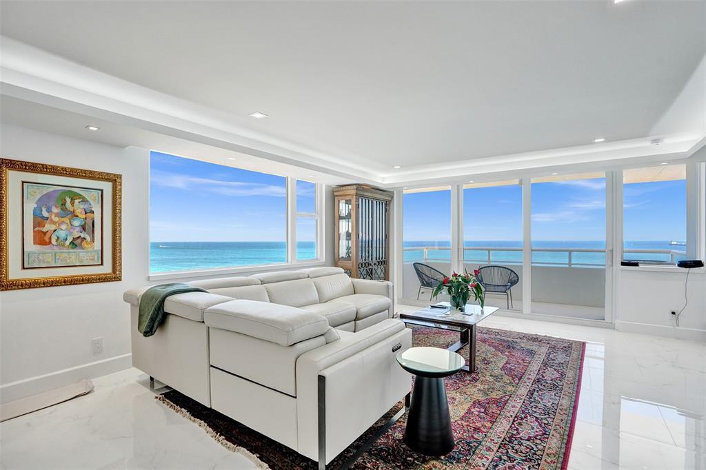 Building Photo - 545 S Fort Lauderdale Beach Blvd