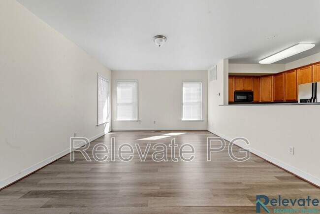 Building Photo - 1803 Rose Ave