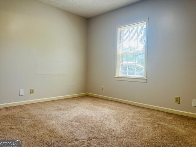 Building Photo - 207 Harwell Ave