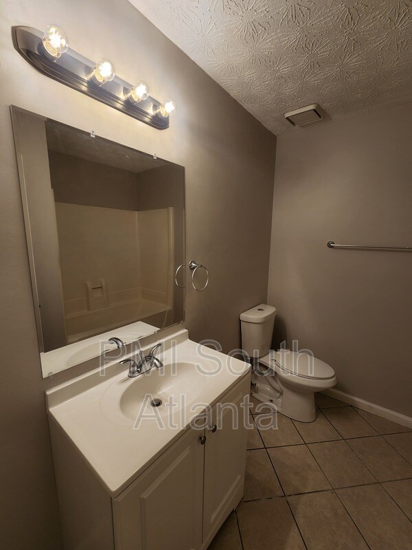 Building Photo - 107 Spring Ct