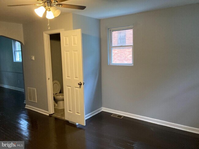 Building Photo - 4808 Wilern Ave