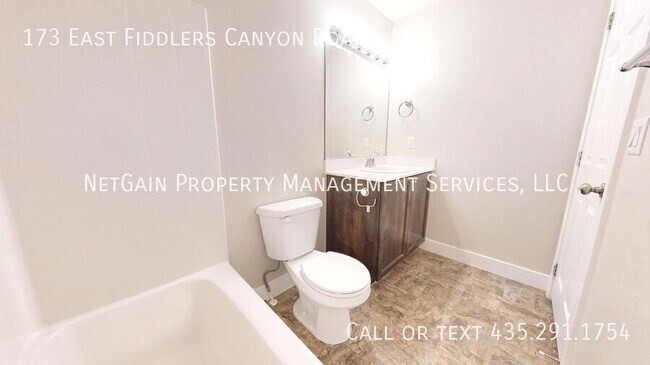 Building Photo - 173 E Fiddlers Canyon Rd