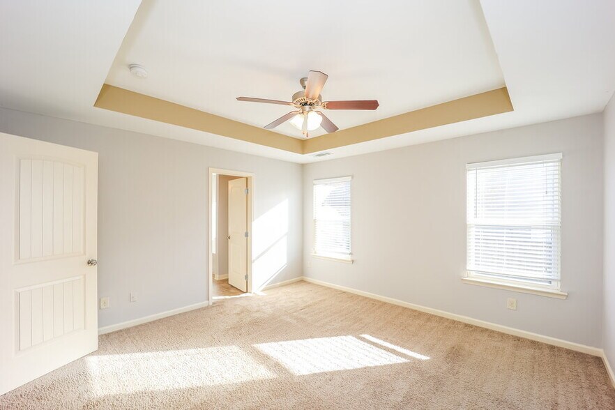 Building Photo - 474 Highland Falls Dr